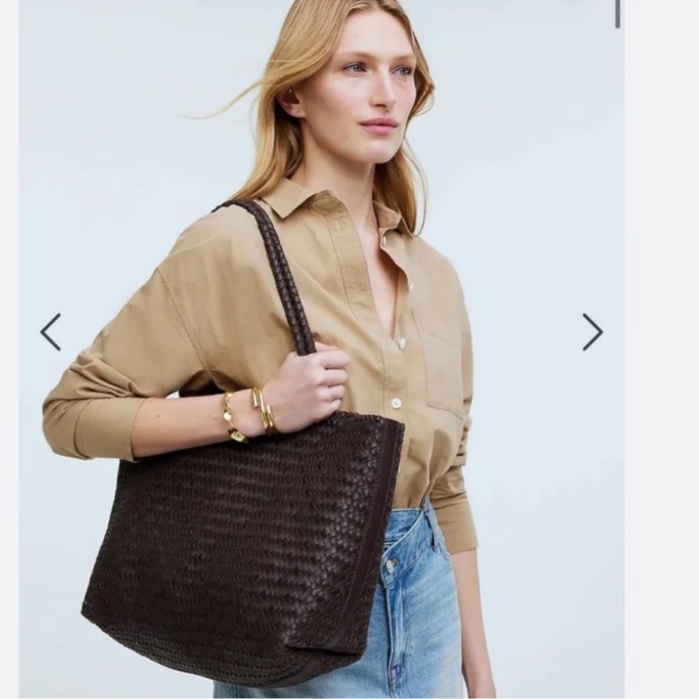 Madewell “The Signature Woven Tote” In Color Coffee Bean